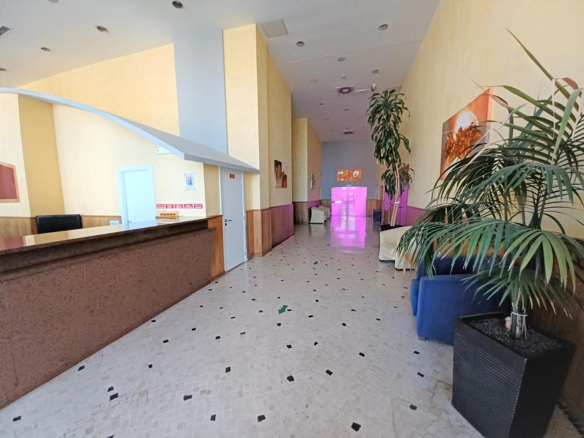 Oasis Beach Apartment Portimão Exterior foto